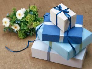 GIFTS FOR YOUR SPECIAL ONR