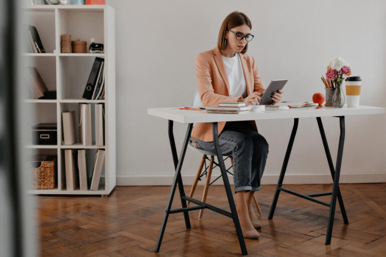 Standing Desk vs. Normal Desk: Elevating Your Workspace Ergonomics