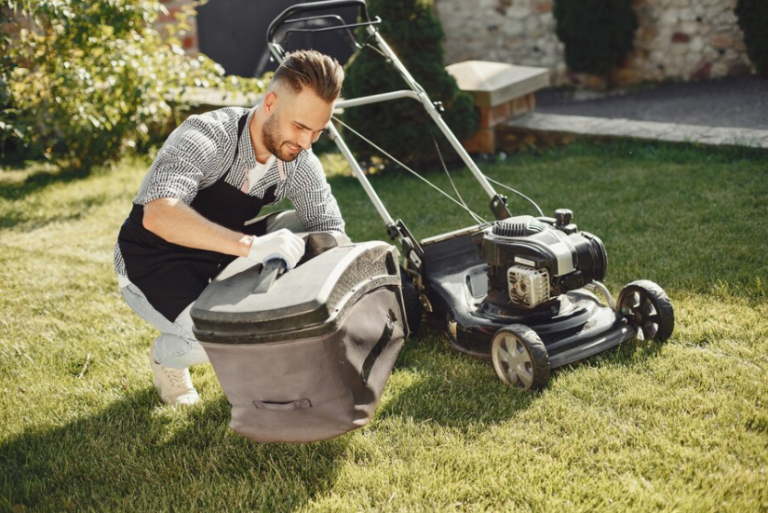 Altversebot's Robotic Mower: Redefining Convenience in Lawn Care